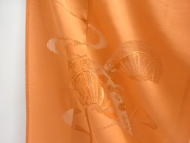  駒絽カットワーク　片輪車模様一つ紋付け下げ色無地着物